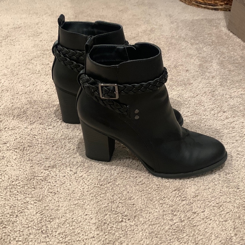 Ankle high heel boots size 9